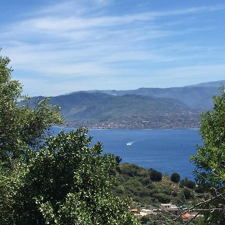 Villa Scilla E Cariddi Messina Exterior photo