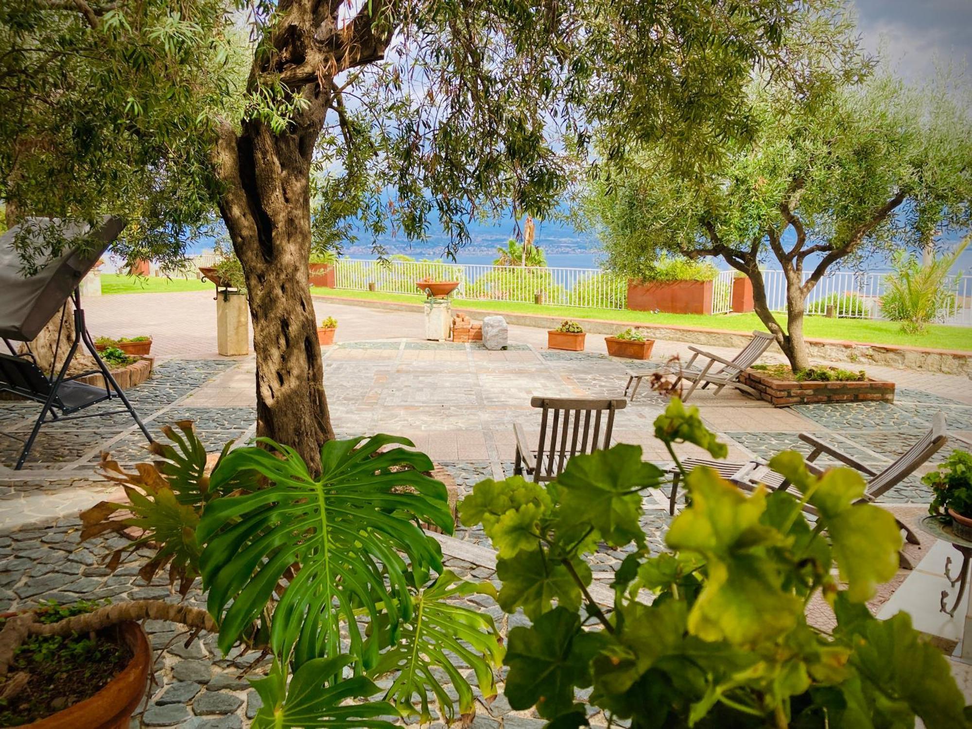 Villa Scilla E Cariddi Messina Exterior photo