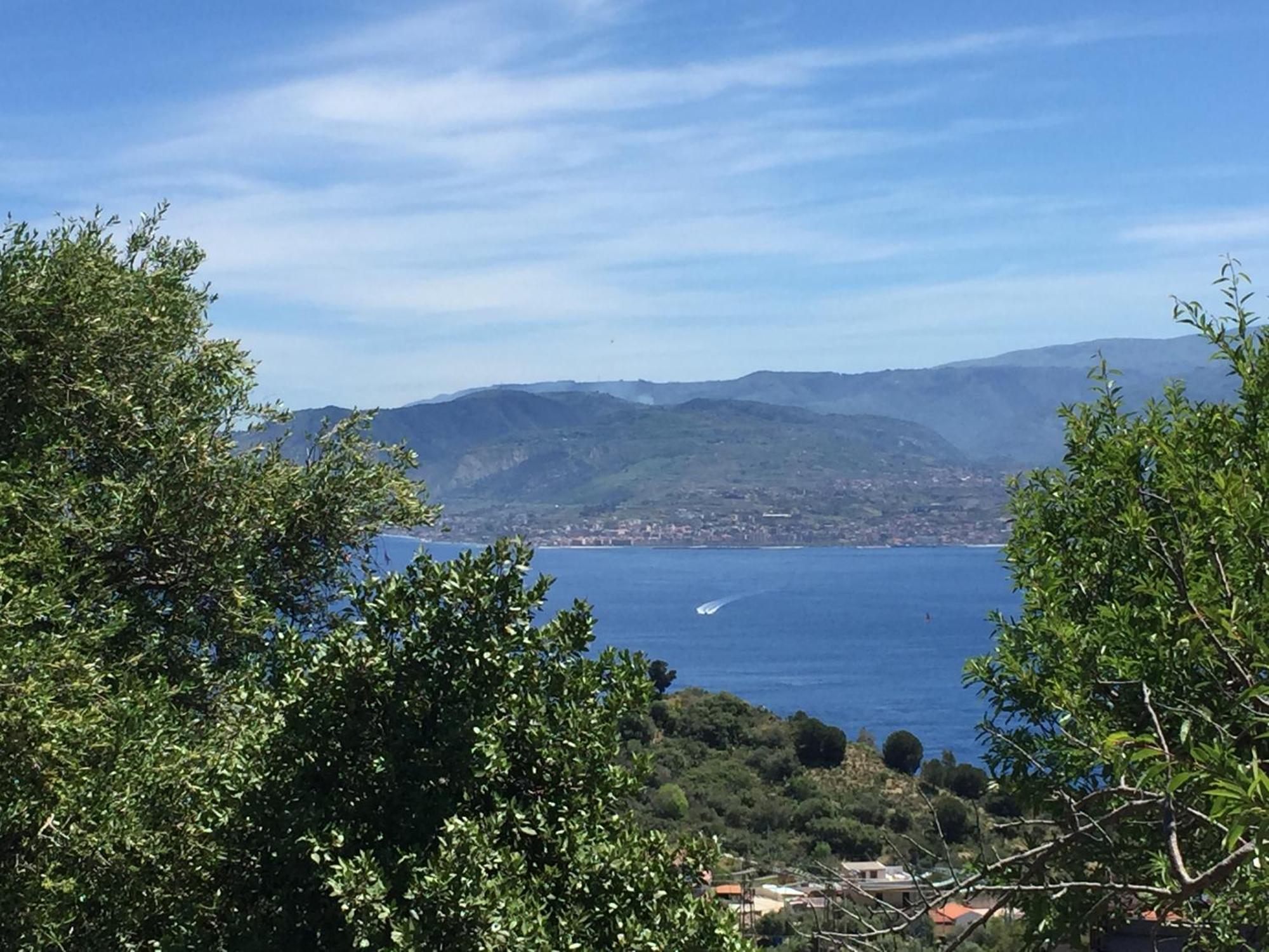 Villa Scilla E Cariddi Messina Exterior photo